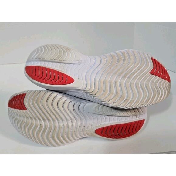 Saucony Women's Kinvara 14 Running Sneakers, Purple, Size 12 Pre-Owned - Picture 5 of 5